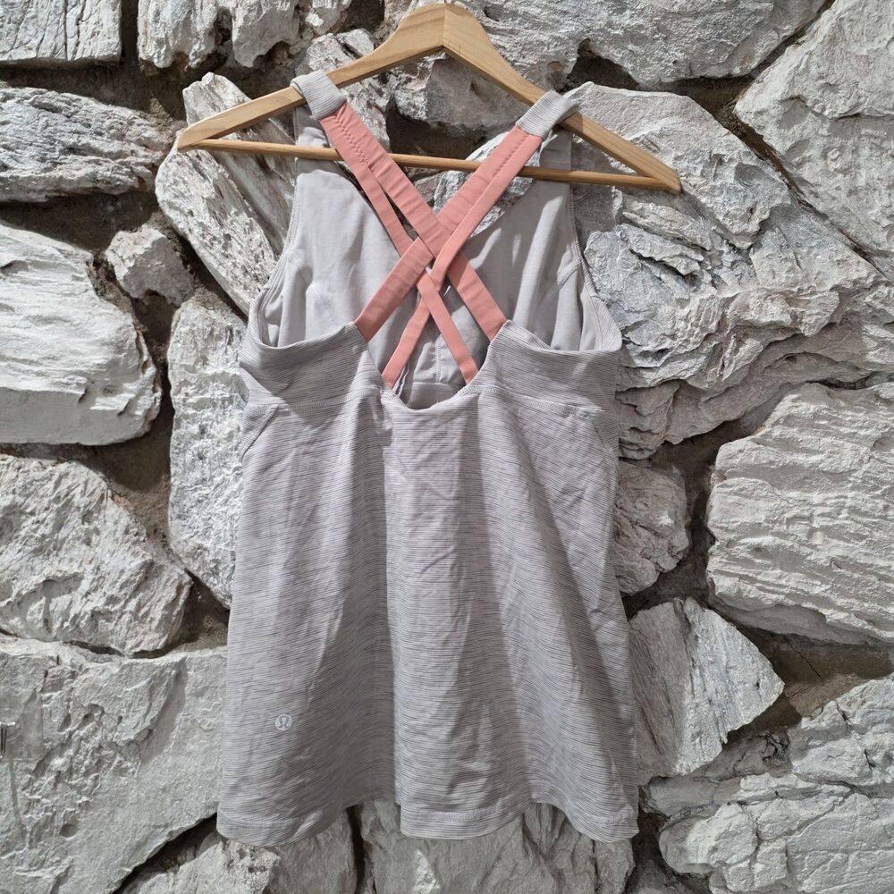 Lululemon Tank Top Womens 6 Gray Stash N Run Yoga Athleisure Built In Bra